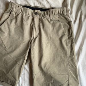 Under Armour khaki shorts